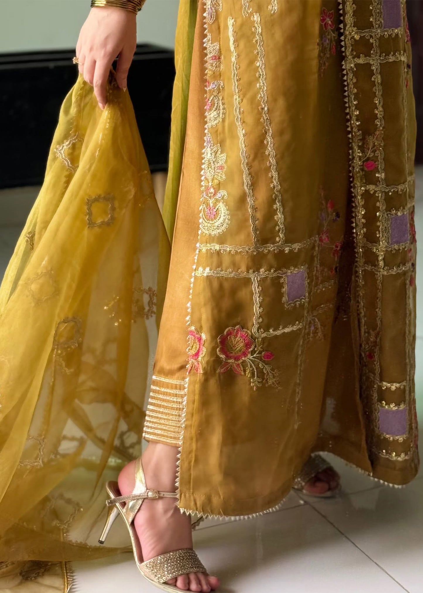 Kashida Sehar - Client Diary