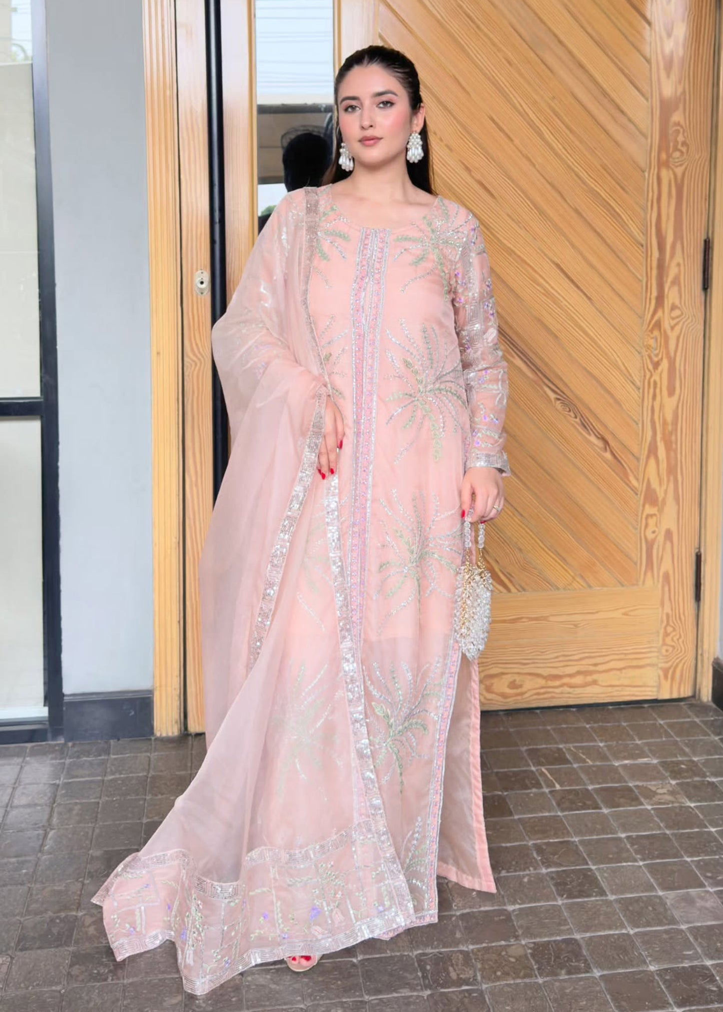 Lams E Gul - Client Diary