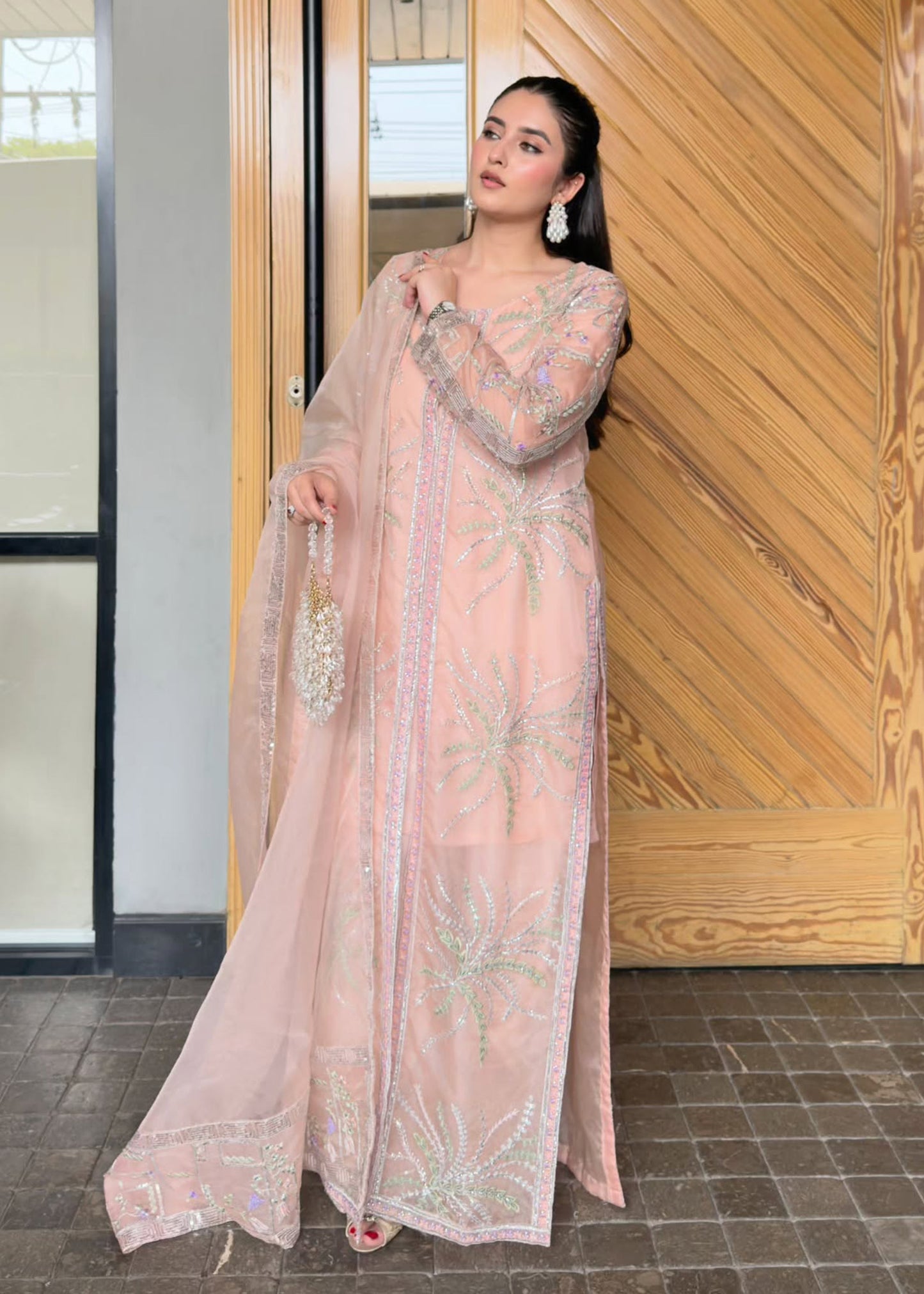 Lams E Gul - Client Diary