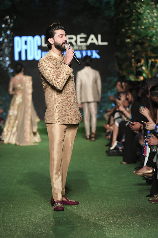 Timeless Noor